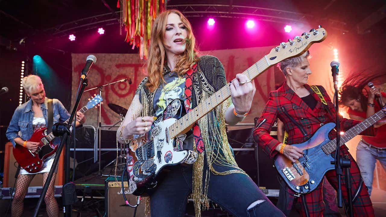 Riot Women 1. Sezon 6. Bölüm kapak