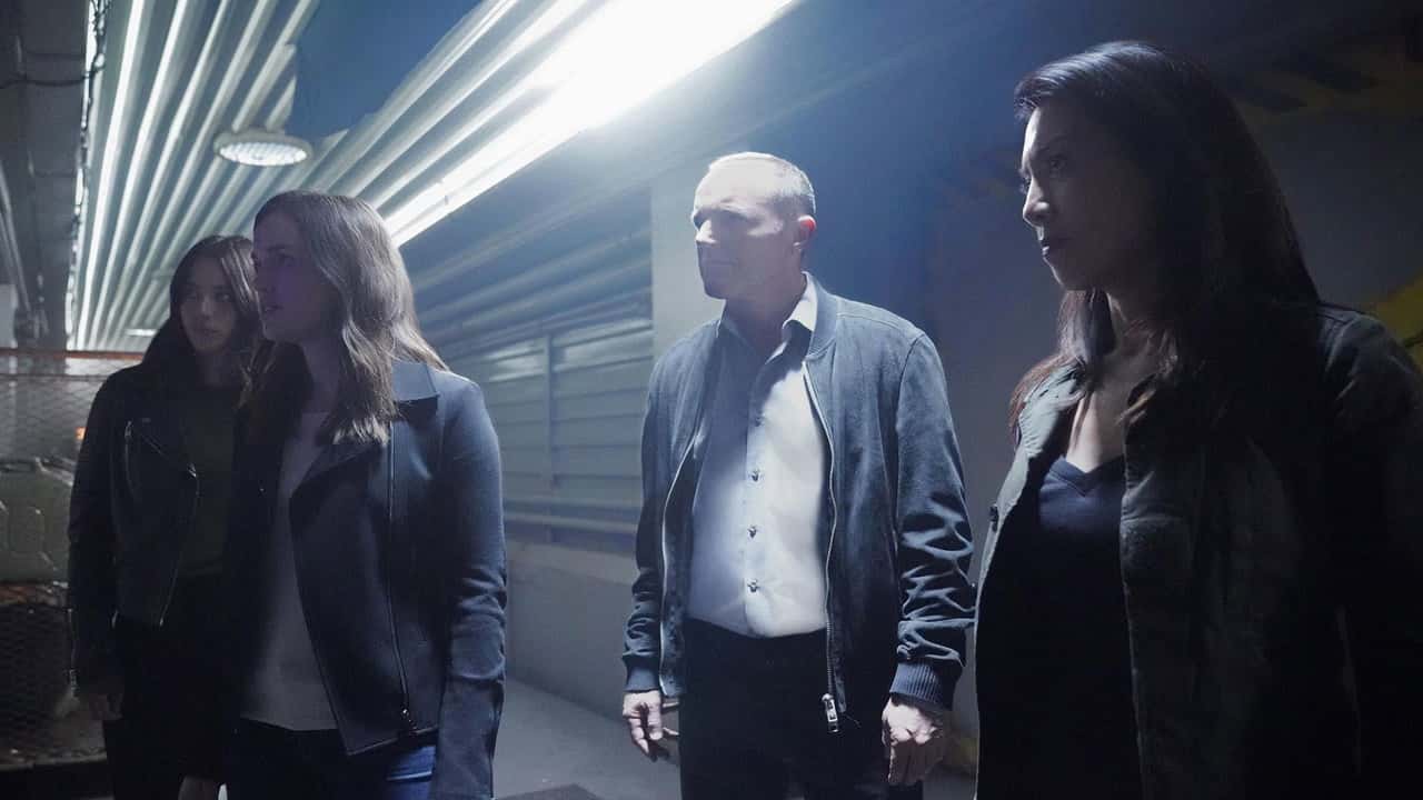 S.H.I.E.L.D. Ajanları 5. Sezon 1. Bölüm kapak