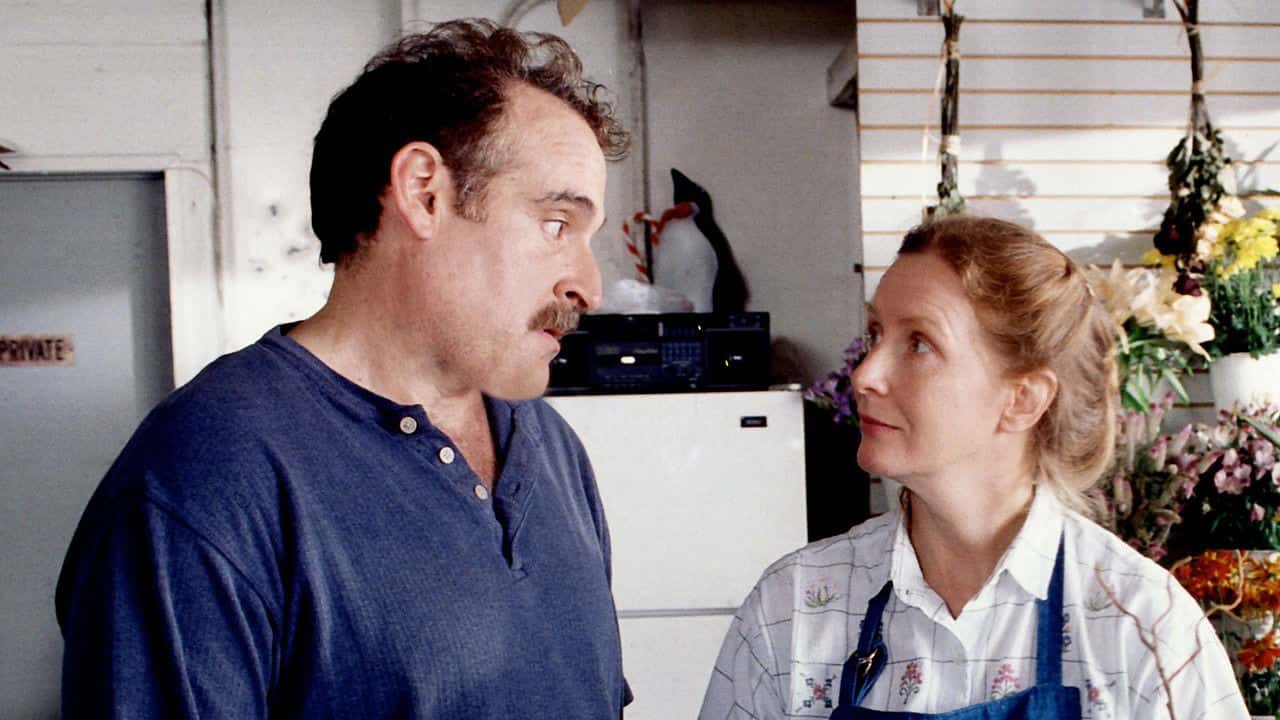 Six Feet Under 2. Sezon 2. Bölüm kapak