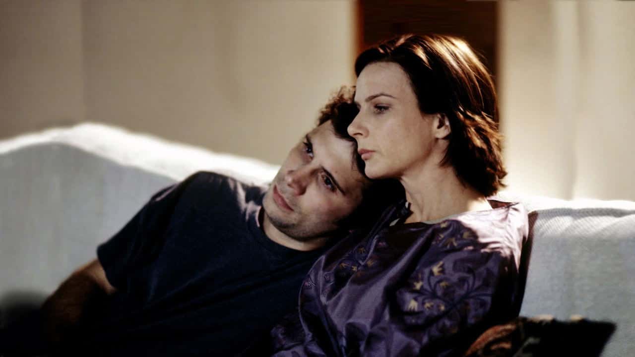 Six Feet Under 3. Sezon 10. Bölüm kapak