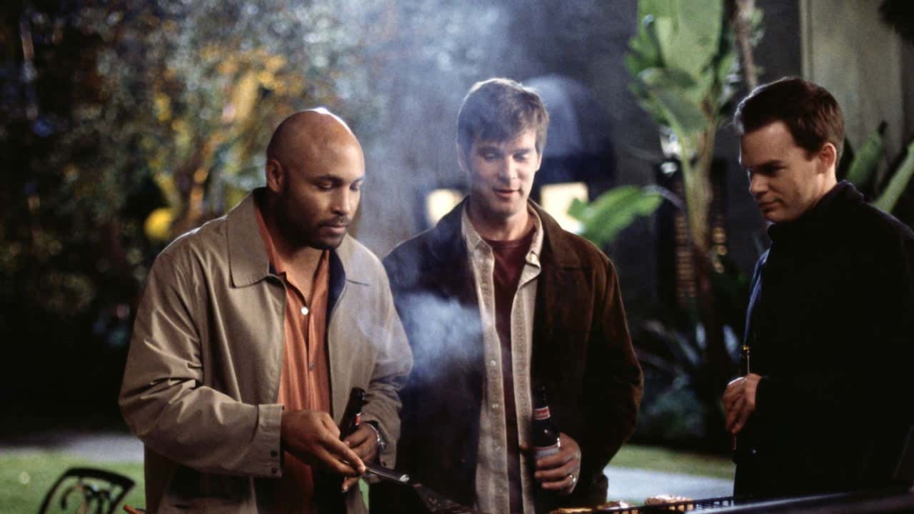 Six Feet Under 3. Sezon 2. Bölüm kapak