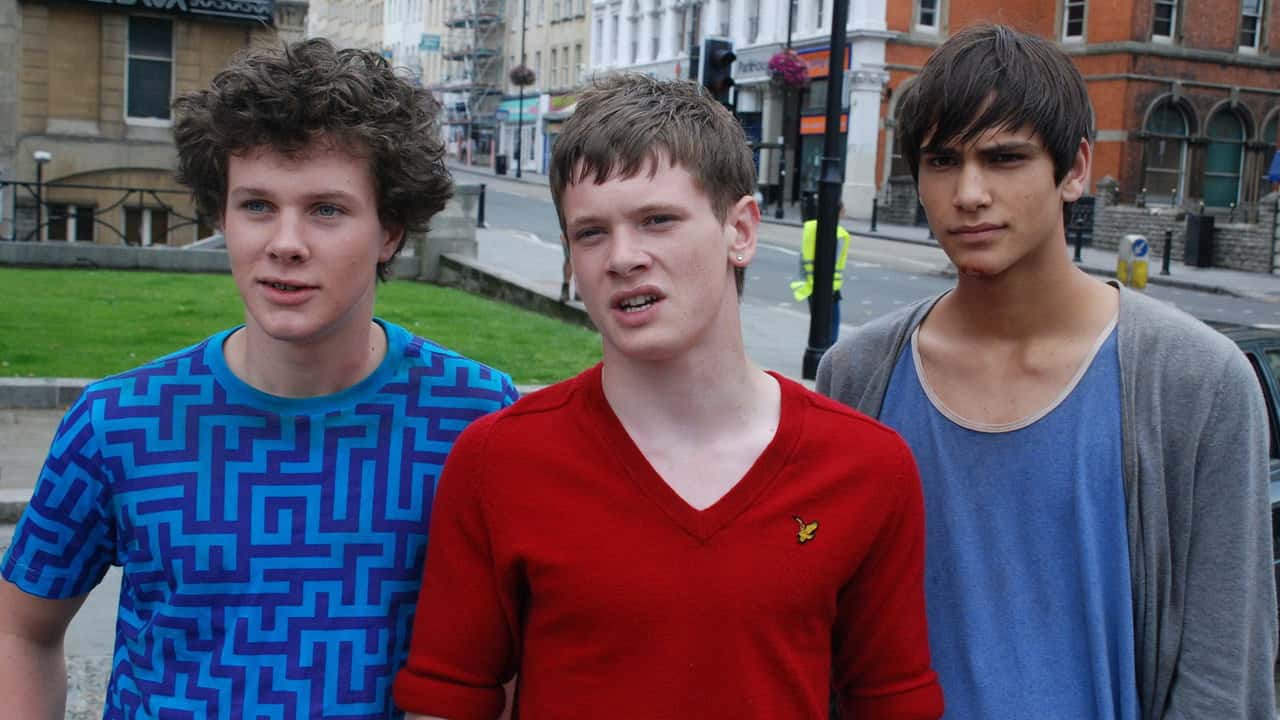 Skins 3. Sezon 1. Bölüm kapak