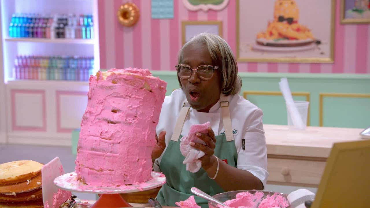 The Big Nailed It Baking Challenge 1. Sezon 1. Bölüm kapak