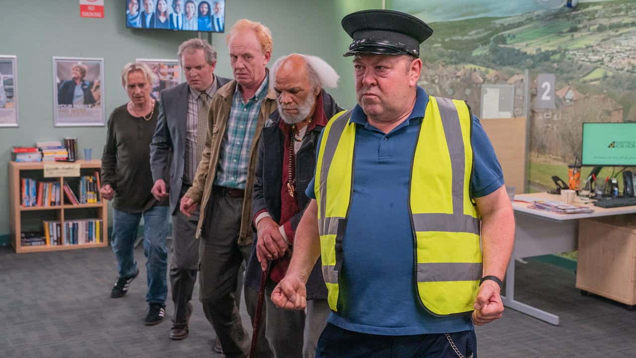 The Full Monty 1. Sezon 6. Bölüm kapak
