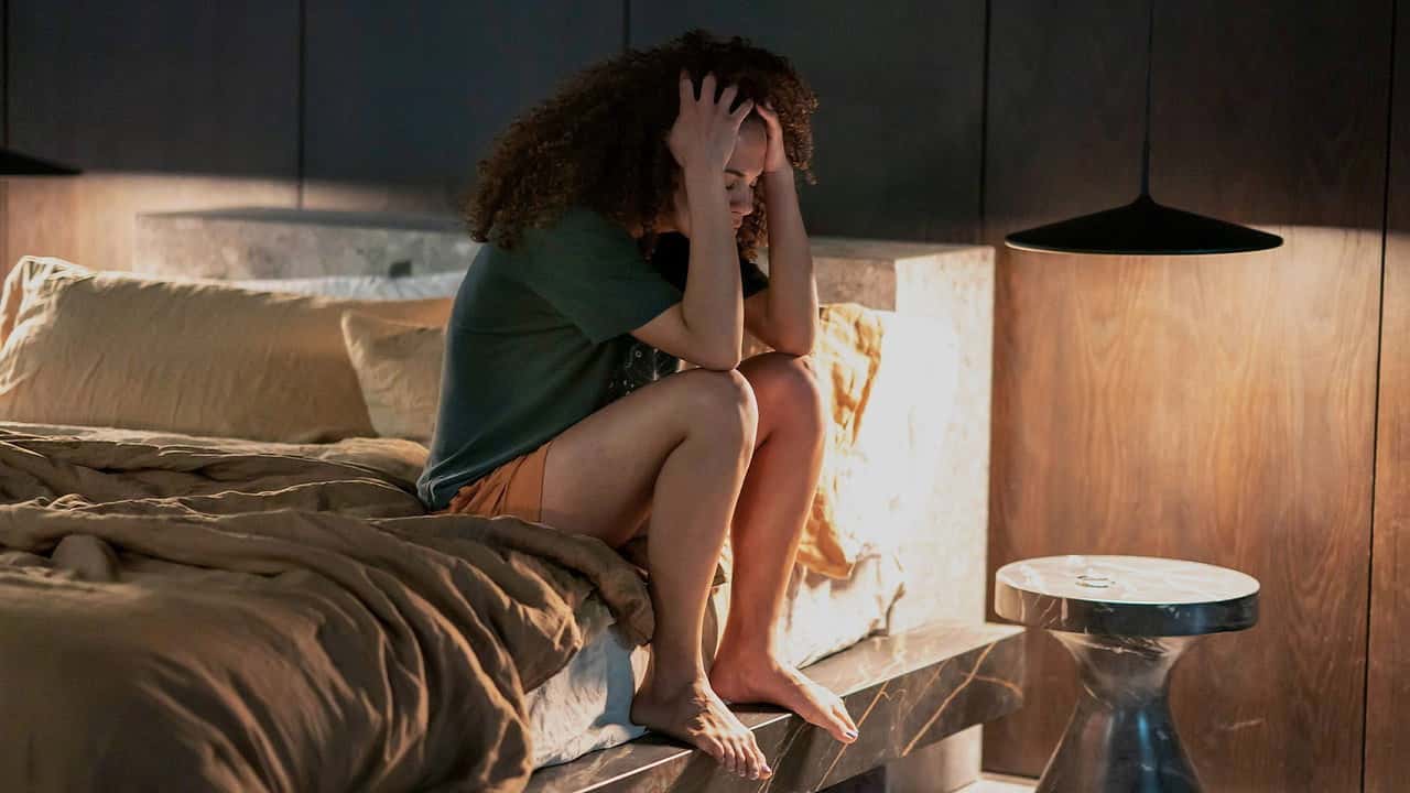 The Girl Before 1. Sezon 3. Bölüm kapak