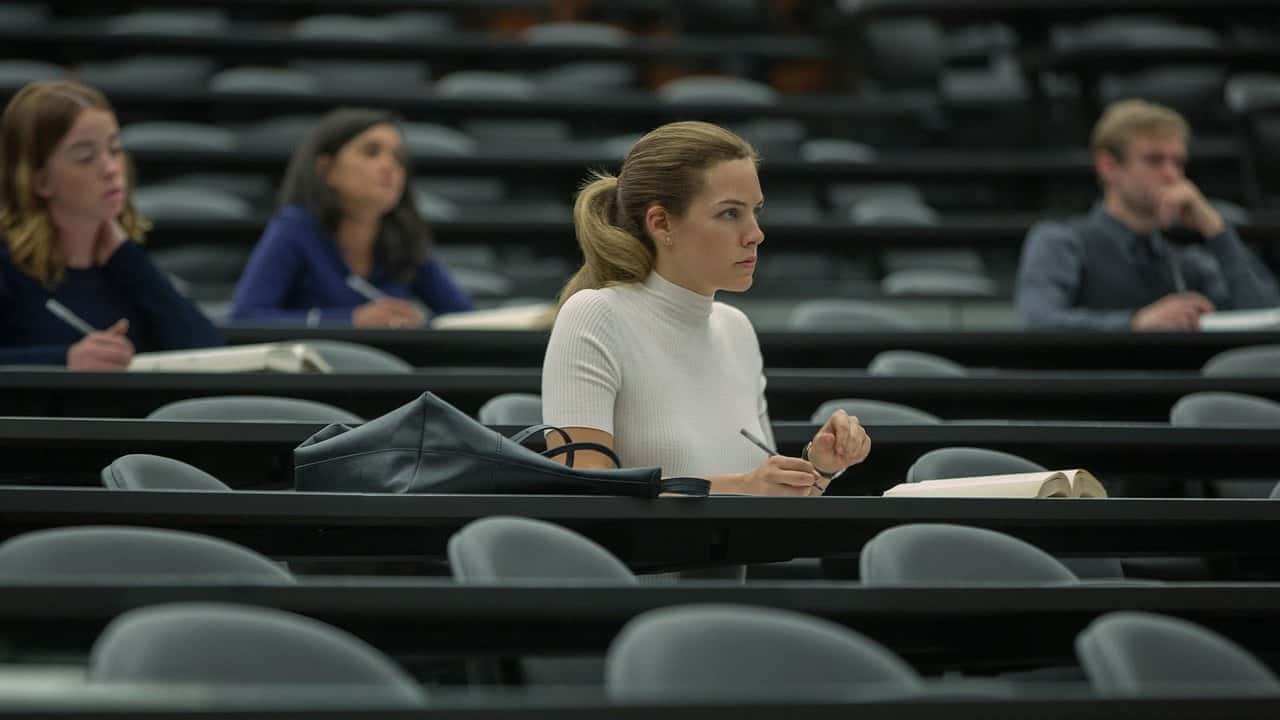 The Girlfriend Experience 1. Sezon 3. Bölüm kapak