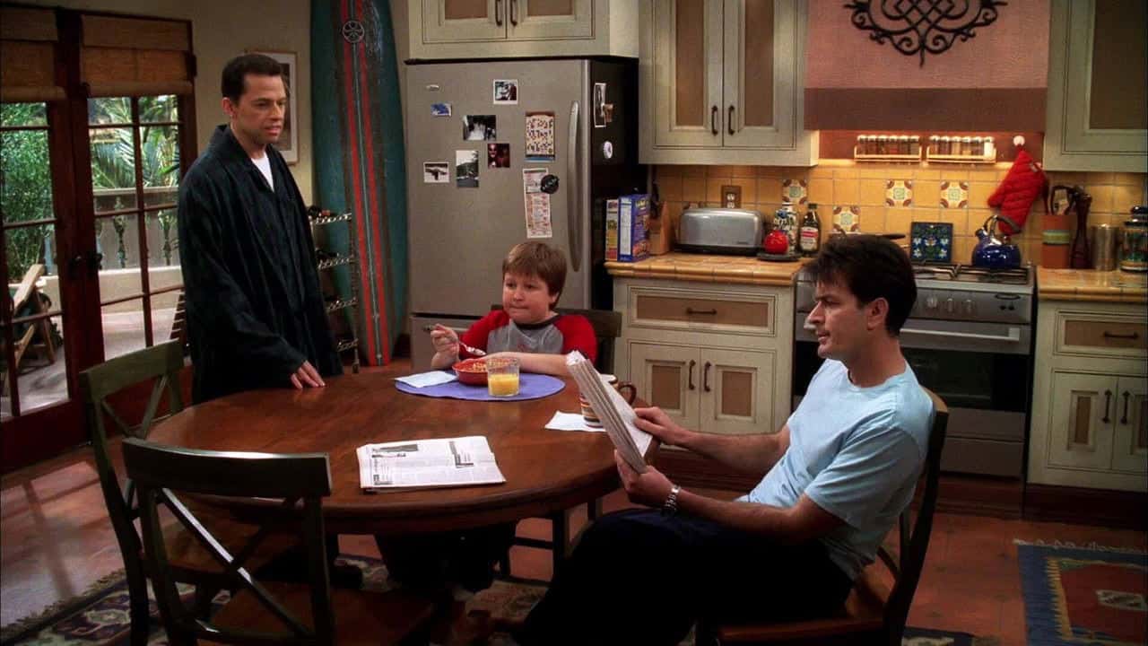 Two and a Half Men 4. Sezon 12. Bölüm kapak