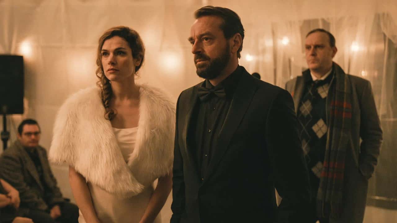 Undercover 1. Sezon 10. Bölüm kapak