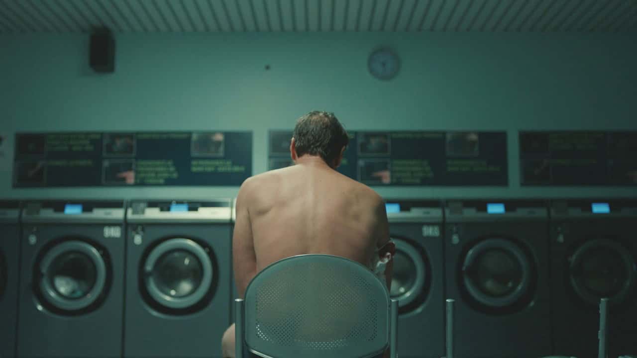 Undercover 1. Sezon 9. Bölüm kapak