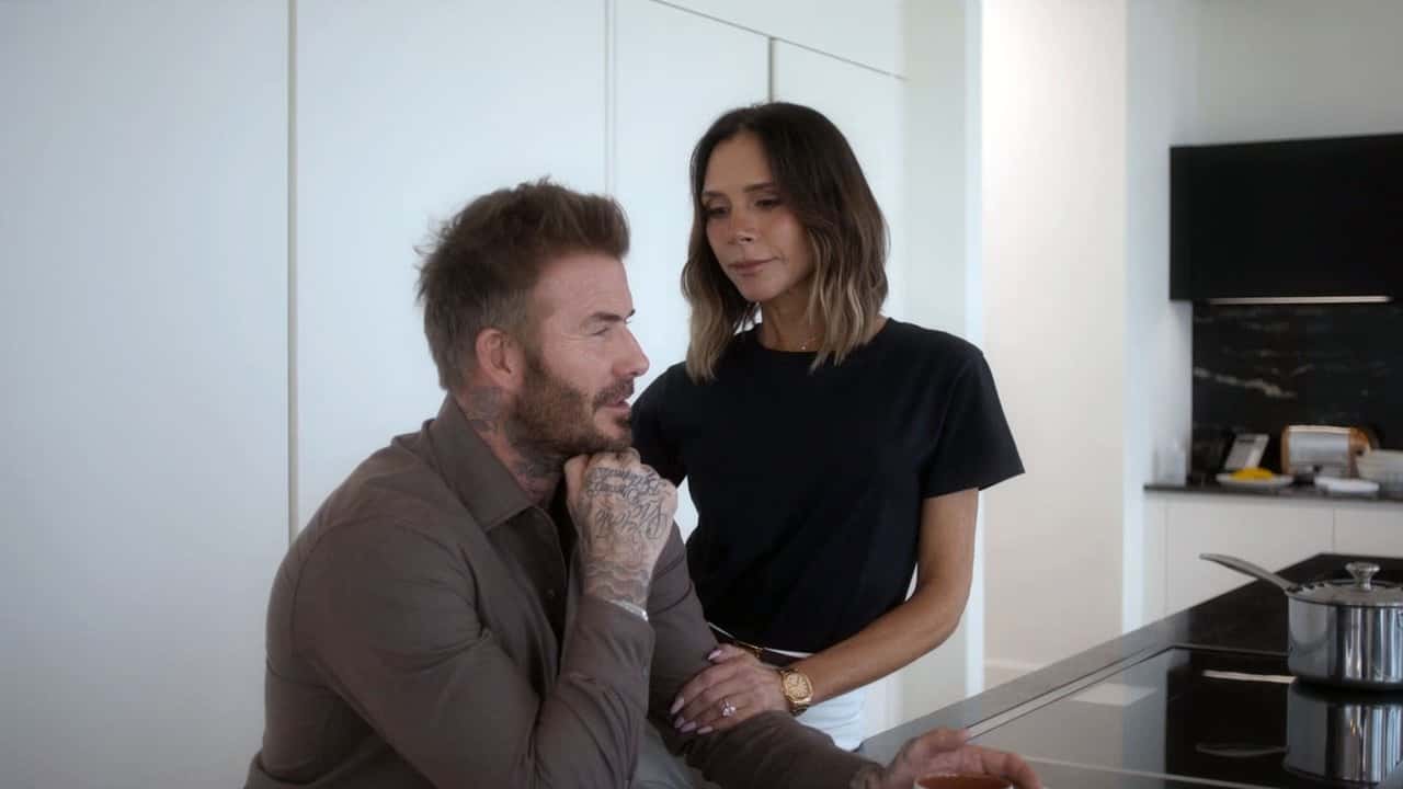 Victoria Beckham 1. Sezon 1. Bölüm kapak