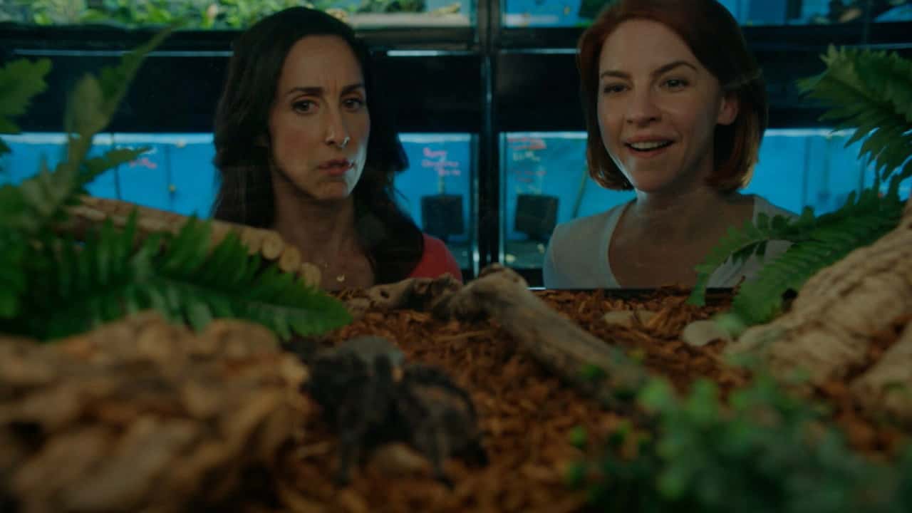 Workin' Moms 7. Sezon 1. Bölüm kapak