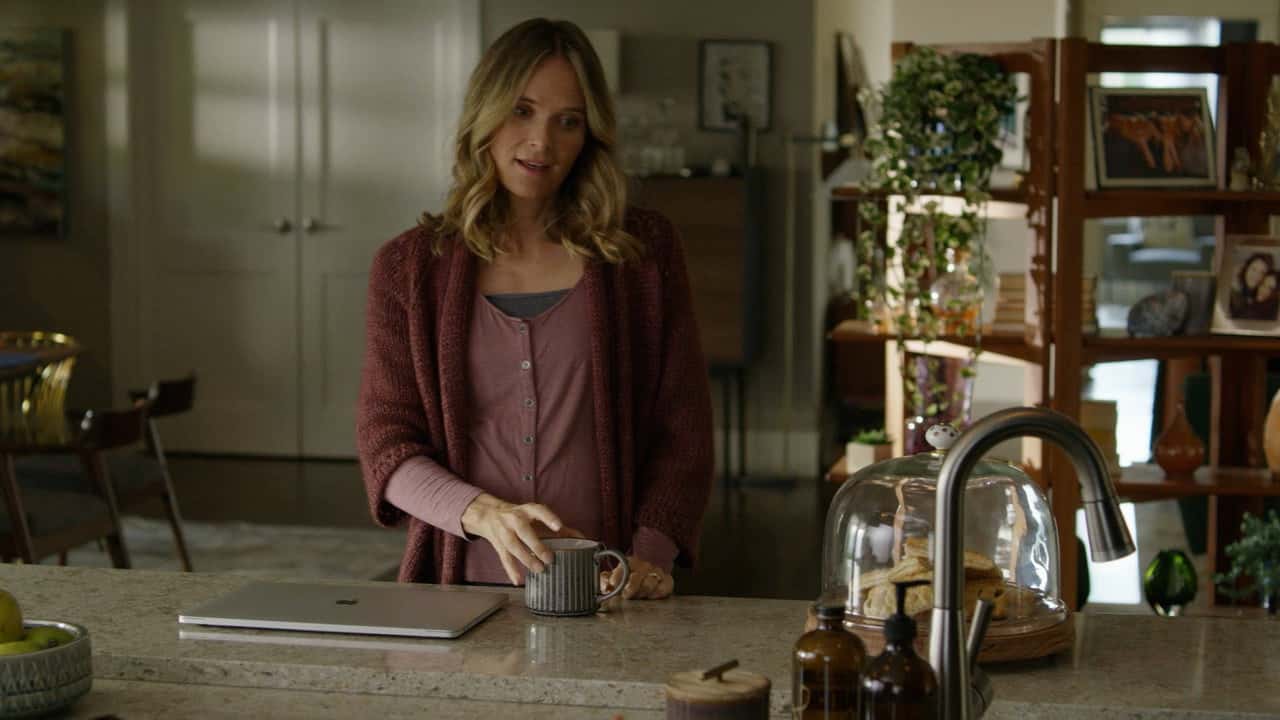 You Me Her 4. Sezon 6. Bölüm kapak